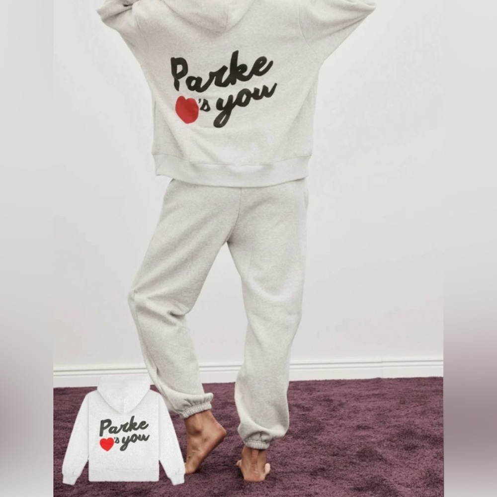 Parke "Parke loves you" hoodie from valentine drop